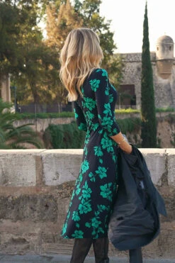 Black & Green Floral Print Sweetheart Neckline Midi Jersey Dress -MIDI Clothing Shop 07f44de8906f27a858fbcbf6f2b1bb301d84b391