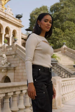 Champagne Gold Metallic Cut Out Knitted Top -MIDI Clothing Shop 0db926222daa015da242a6424d91c64ef6e8d245