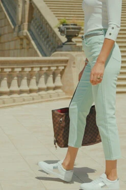 Mint Green Cropped Straight Leg Jeans -MIDI Clothing Shop 222afb6ee3cd91474fc3f2d39794845dbad2b7b2