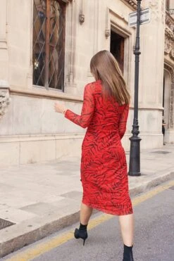 Red & Black Print Ruched Side Mesh Jersey Dress -MIDI Clothing Shop 2e33a89be92e3a897eec2bc533b405d23b2a1f9a