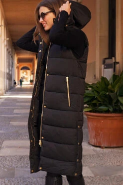 Black Longline Padded Hooded Gilet With Pockets -MIDI Clothing Shop 540f482e67205555a34ded3a77ead1d65170f591