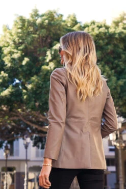 Taupe Luxe Leather Blazer -MIDI Clothing Shop 770ed1d4d3fc42ead54d54e985edaa8cabff9332