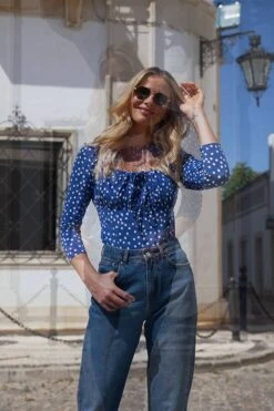 Mid Blue Denim Girlfriend Jeans -MIDI Clothing Shop 7f39b48d22529f626e0a105fedb5f1bcdf40ee76