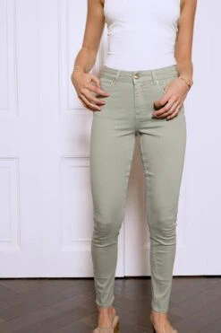 Sage Green Perfect Skinny Jeans -MIDI Clothing Shop d81c4febca84a655ff72b507e2e4c970b601ff4d