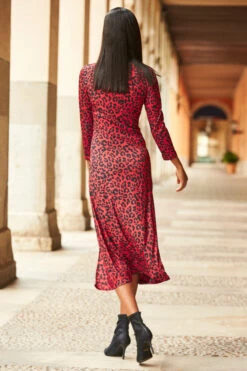 Red & Black Animal Print Keyhole Detail Midi Jersey Dress -MIDI Clothing Shop rt 02 s22dj034 084