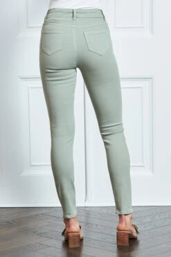 Sage Green Perfect Skinny Jeans -MIDI Clothing Shop s105 s20ed002gn 039