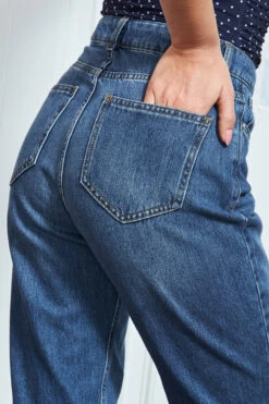 Mid Blue Denim Girlfriend Jeans -MIDI Clothing Shop s21 s20bd008be s21tj20 039