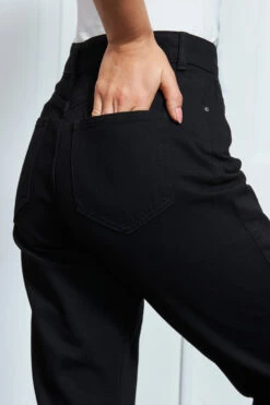 Black Girlfriend Jeans -MIDI Clothing Shop s23 s20bd008bk 091