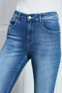 Mid Blue Raw Hem Perfect Skinny Jeans -MIDI Clothing Shop s28 ss19or01rd s21bd011 128