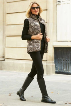 Black Rose Gold Zip Detail Skinny Biker Jeans -MIDI Clothing Shop web 05 a21ow005ld a19bd003bk a19tk115bk a21fw025bk 091 1