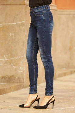 Grace Dark Indigo Skinny Jeans -MIDI Clothing Shop web 09 a20ow051bk 125
