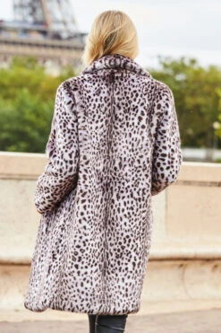 Cheetah Print Faux Fur Coat -MIDI Clothing Shop web 210910 sosandarday5paris62485 2