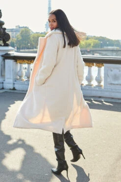 Cream Super Cosy Longline Borg Coat -MIDI Clothing Shop web 25 a21ow001nl a21fw042bk 186 2