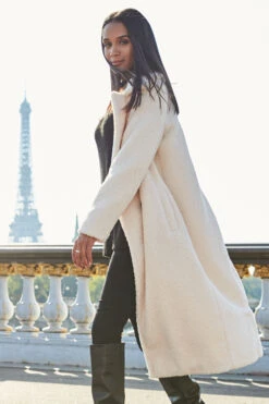 Cream Super Cosy Longline Borg Coat -MIDI Clothing Shop web 25 a21ow001nl a21fw042bk 200 2