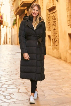 Black Longline Padded Coat With Removable Hood -MIDI Clothing Shop web 60 a21ow011 121