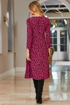 Pink & Black Animal Print Fit & Flare Midi Dress -MIDI Clothing Shop web 05 s22dw210pian01 129