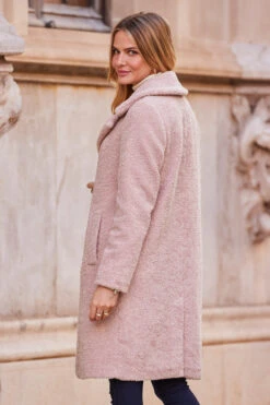 Soft Pink Super Cosy Borg Coat -MIDI Clothing Shop web 07 s23ow021pk0020 171rt