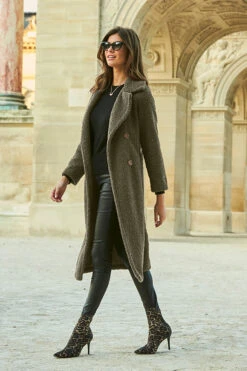 Khaki Green Super Cosy Longline Borg Coat -MIDI Clothing Shop web 1 a21ow001bn a20bd020bk 139 khaki green rt