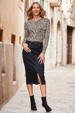 Leopard Print Jumper With Gold Buttons -MIDI Clothing Shop web 21 s23tw050grcv01 16116 1