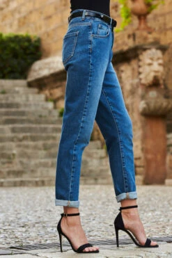 Mid Blue Slim Leg Mom Jeans -MIDI Clothing Shop web 22 s22tj189bk0001 s20bd004be0010 073