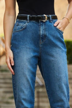 Mid Blue Slim Leg Mom Jeans -MIDI Clothing Shop web 22 s22tj189bk0001 s20bd004be0010 130 1