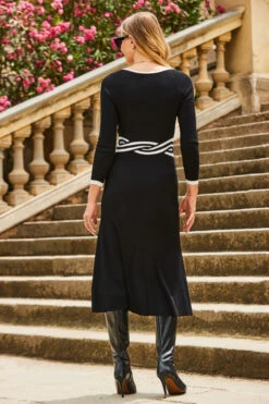 Black Twist Detail Fit & Flare Knitted Dress -MIDI Clothing Shop web 2307 31 s23dk853bk0001 31 301