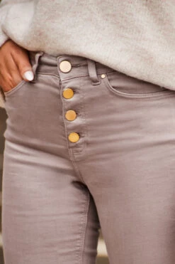 Mocha Brown Button Front Skinny Jeans 13 Mocha Brown Button Front Skinny Jeans -MIDI Clothing Shop web 2307 34 a21bd004bn0024 a23tk203nl0003 34 251 rt