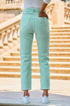 Mint Green Cropped Straight Leg Jeans -MIDI Clothing Shop web 2307 76 s22bd021gn0026 76 112