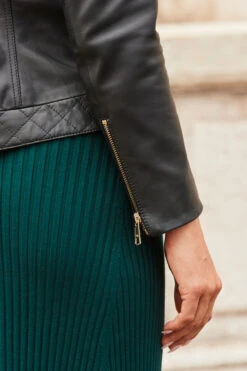 Black Quilted Round Neck Leather Jacket With Gold Buttons -MIDI Clothing Shop web 2308 07 a23dk123gn0001 s23ol001bk0001 07 249 1