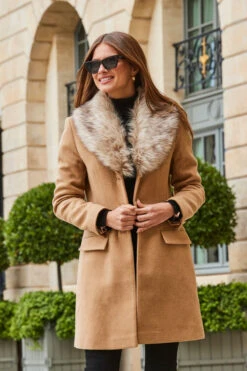 Camel Faux Fur Collar Coat -MIDI Clothing Shop web 2308 55 a23ow016bn0002 55 134