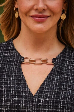 Black Boucle Luxe Belted Pencil Dress With Gold Chain Detail 14 Black Boucle Luxe Belted Pencil Dress With Gold Chain Detail -MIDI Clothing Shop web 2309 03 a23ow026bk0001 a23dw091bk0001 s20as002be0027 aw19as01mi0001 a23ac064bk0001 03 187