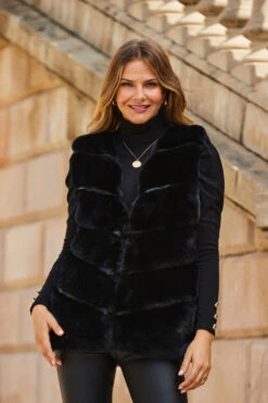 Black Luxe Faux Fur Gilet -MIDI Clothing Shop web 2309 11 a23ow020bk0001 a19tk090bk0001 s21bd014bk0001 11 272