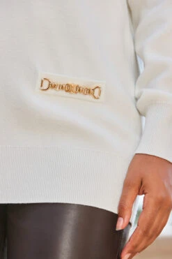 Ivory Fine Knit Gold Chain Pocket Detail Jumper 8 Ivory Fine Knit Gold Chain Pocket Detail Jumper -MIDI Clothing Shop web 2309 137 a23tk139nl0001 a23bd005in006w 137 242