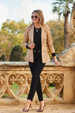 Tan Premium Faux Leather Blazer -MIDI Clothing Shop web 2309 13 a23op003bn0004 a20tk001bk0001 s23bd045bk0001 13 046