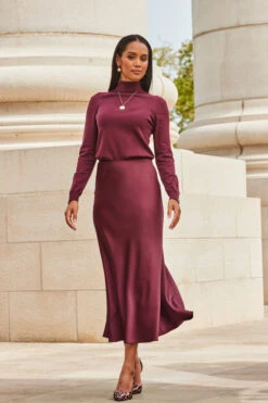 Wine Roll Neck Gold Zip Detail Jumper -MIDI Clothing Shop web 2309 90 s23sw029rd0004 90 104 1