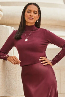 Wine Roll Neck Gold Zip Detail Jumper -MIDI Clothing Shop web 2309 90 s23sw029rd0004 90 250 2