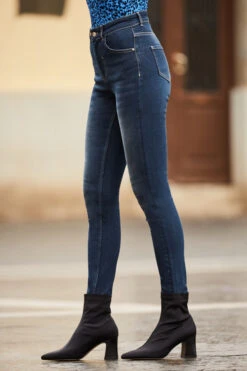 Grey Blue Perfect Skinny Jeans -MIDI Clothing Shop web 34 s22tj056blan s20bd002be a21fw064bk 1232