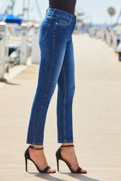 Dark Indigo Super Stretch Slim Leg Jeans -MIDI Clothing Shop web 37 s22tk921rd0001 180