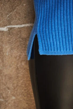 Bright Blue Zip Cuff Jumper -MIDI Clothing Shop web 52 a22bp001bk0001 a22tk421be0007 178