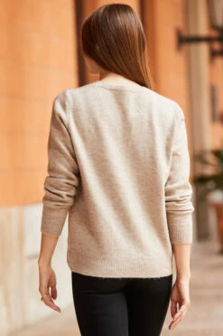 Taupe Gold Chain Detail Jumper -MIDI Clothing Shop web 70 a22ow027gn0001 a22tk530nl0003 110