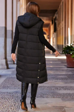 Black Longline Padded Hooded Gilet With Pockets -MIDI Clothing Shop web 84 a21ow075bk0001 a20tk008bk0001 204