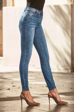 Mid Blue Perfect Skinny Jeans -MIDI Clothing Shop web hi 61 s22ow455nl s20bd002be 154 rt