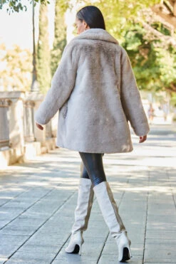 Taupe Premium Faux Fur Coat With Button Detail -MIDI Clothing Shop web rt 31 s21bd014be0028 259 1
