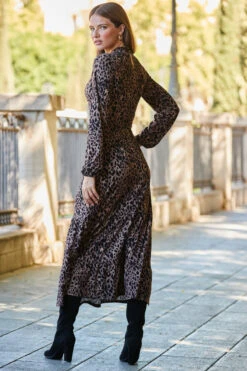 Brown & Black Fleck Print Keyhole Detail Midi Jersey Dress -MIDI Clothing Shop web rt 58 a22dj040brmm01 341