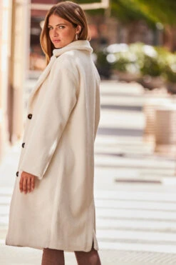 Ivory Relaxed Fit Longline Faux Fur Coat 14 Ivory Relaxed Fit Longline Faux Fur Coat -MIDI Clothing Shop web rt 82 a22ow062nl0006 421
