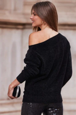 Black Off The Shoulder Chenille Jumper 9 Black Off The Shoulder Chenille Jumper -MIDI Clothing Shop web rt 94 a22bw007bk0001 188